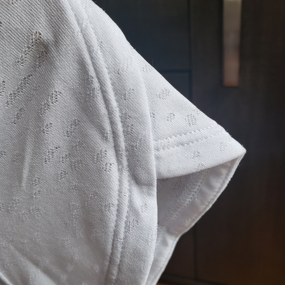 New Under Armour t-shirt - Picture 5 of 6